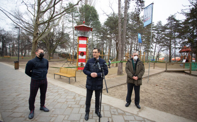 Debrecen's Mayor at the Opening of new play tower